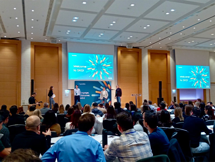 Από το ράφι στο cloud: ψηφιακά αποθετήρια και ανάδειξη της αρχειακής μνήμης